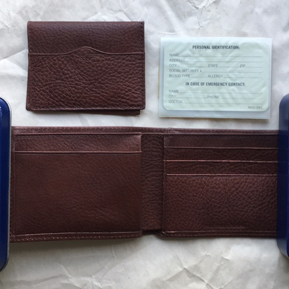 NWOT Dockers Brown Leather Pocketmate Wallet Bill - Picture 3 of 5